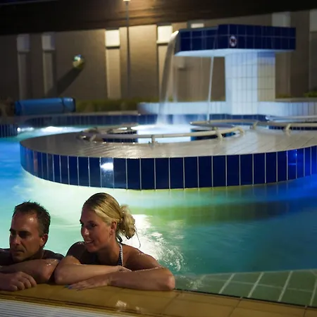 Villa Restyled With Infrared Sauna, In A In De Maasduinen Arcen